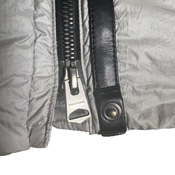 Mackage Freya Gray Hooded Down Puffer Jacket Coat Size Small - Picture 7 of 15